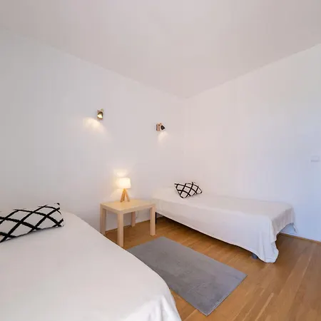 Apartamento Marines-4 By Interhome
