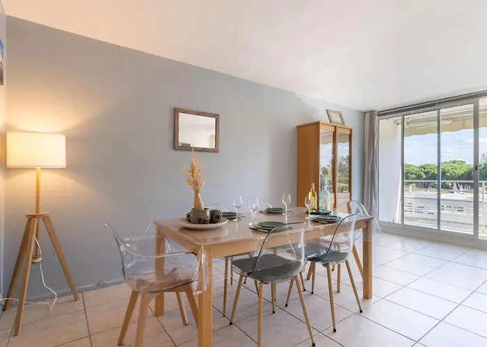 Marines-4 By Interhome